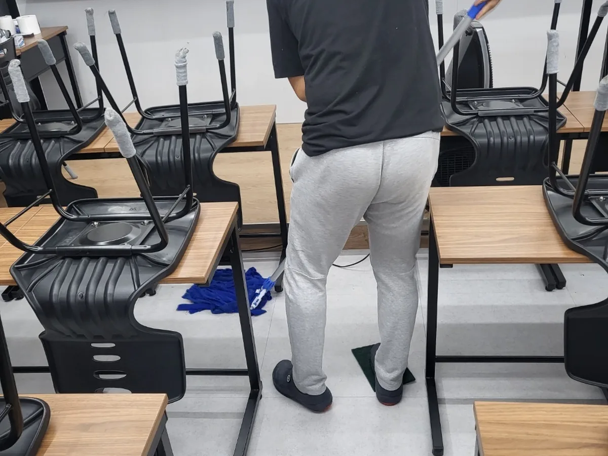 가평군 조종면 사업장 로비·응접실 바닥 위생청소 사례 - 행진크린
